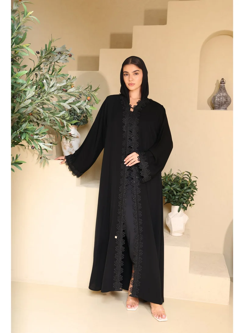 اكسا عباية أوبسيديان رويال ذات الدانتيل الأمامي